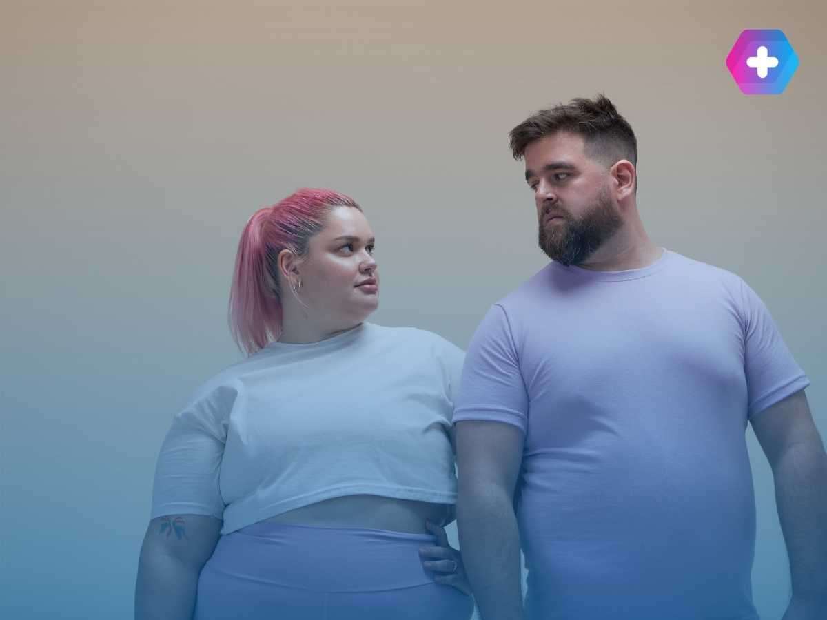 Couple exercising to lose weight